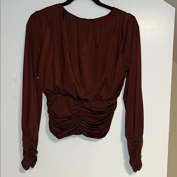 Express Top - Picture 2 of 3